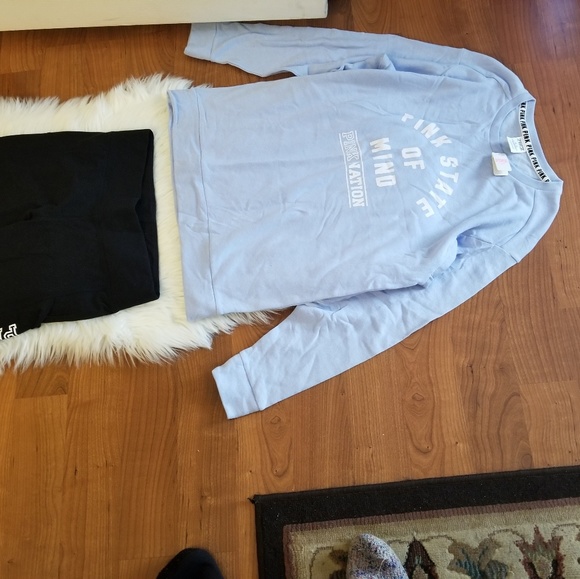 Brand New top and bottom Pink VS. - Picture 7 of 8